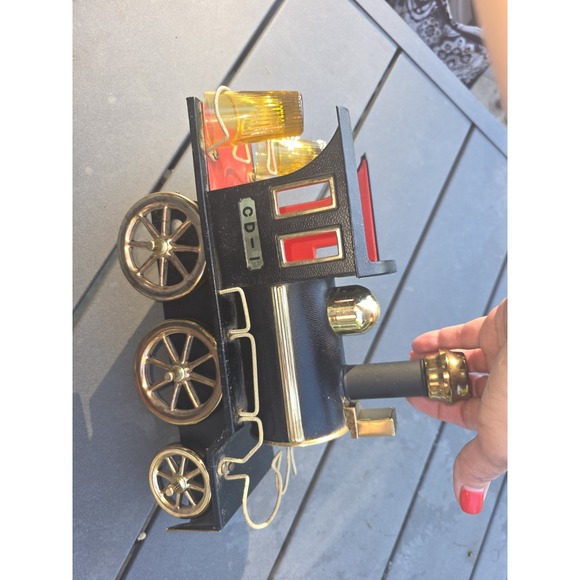 Vintage 60's/70's Musical Train Decanter & Shot Glass Set Iron Horse Locomotive - Picture 6 of 7